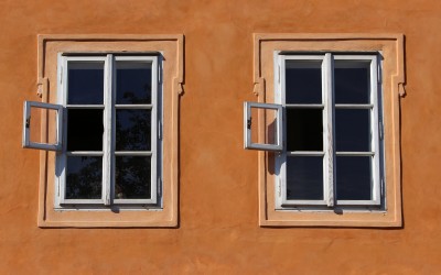 Sarnased aknad